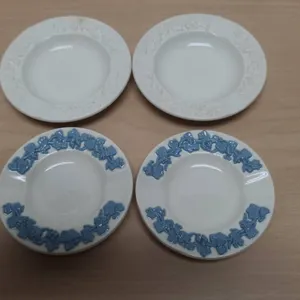 4 Wedgwood Embossed Queens ware Small ashtray dishes