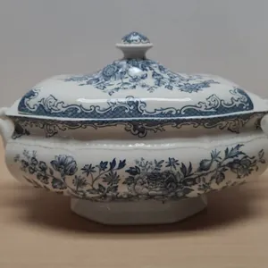 Kensington Ironstone Balmoral 1801 Blue & White Tureen with Lid