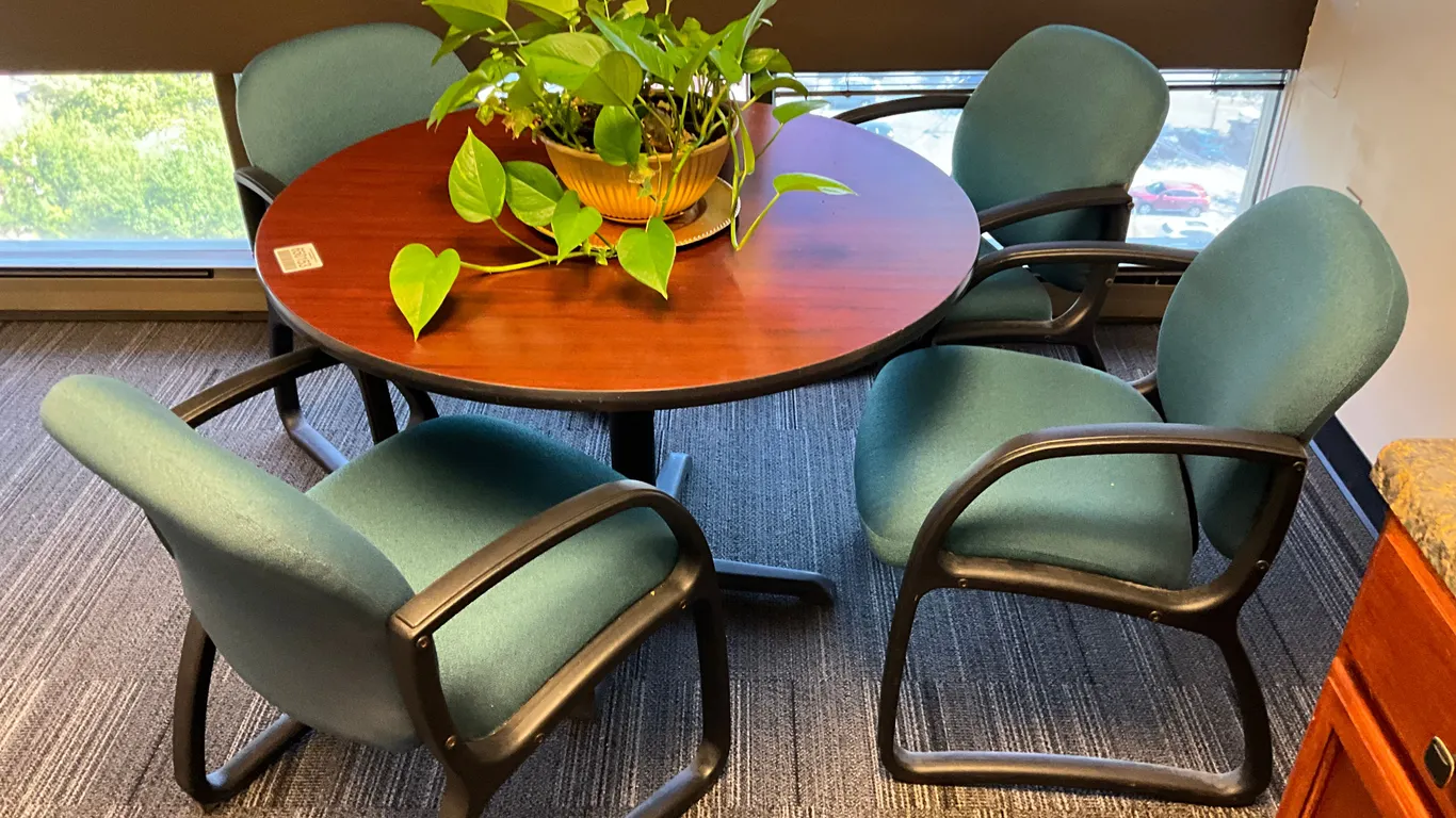 CHERRY 42” ROUND BREAKROOM TABLE