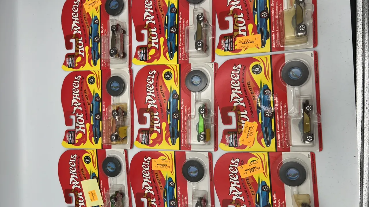 (9) Hot Wheels 25th Anniversary Cars-Beatnik Bandit