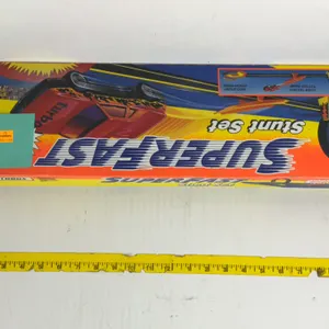 Matchbox Superfast Stunt Set & Stunt Car
