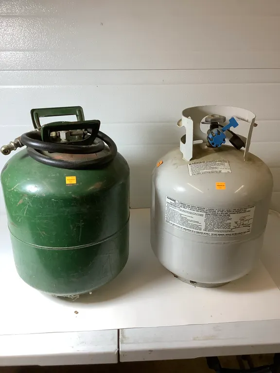20# propane tank - tank converted to air tank