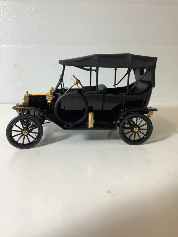 Collector 1913 Ford Model T - Franklin Mint