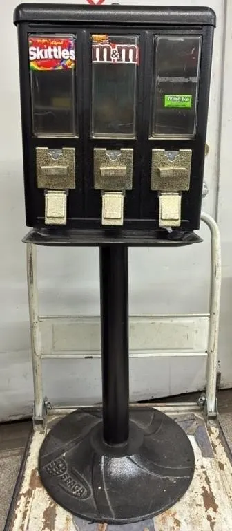 Seaga TV3000 Triple Candy Vending Machine.