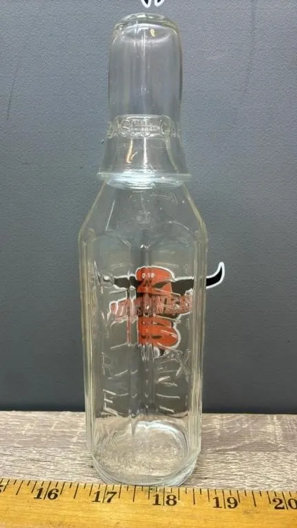 Vintage Pyrex Baby Bottle w/Cap. *SC