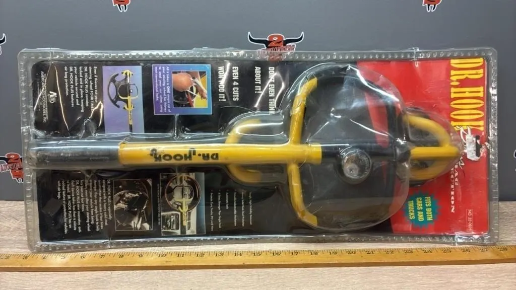 Dr. Hook Auto Club. *NO SHIPPING