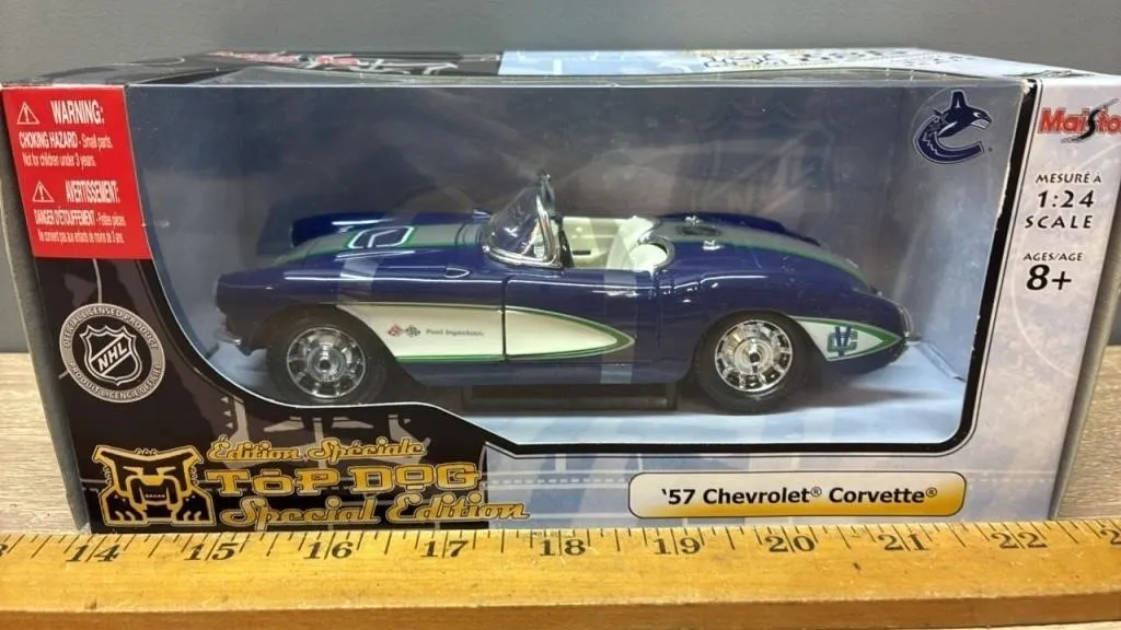 1:24 Maisto Top Dog 1957 Chevrolet Corvette NHL