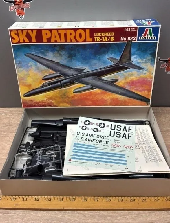 Unbuilt 1:48 Italeri Sky Patrol Lockheed TR-1A/B.