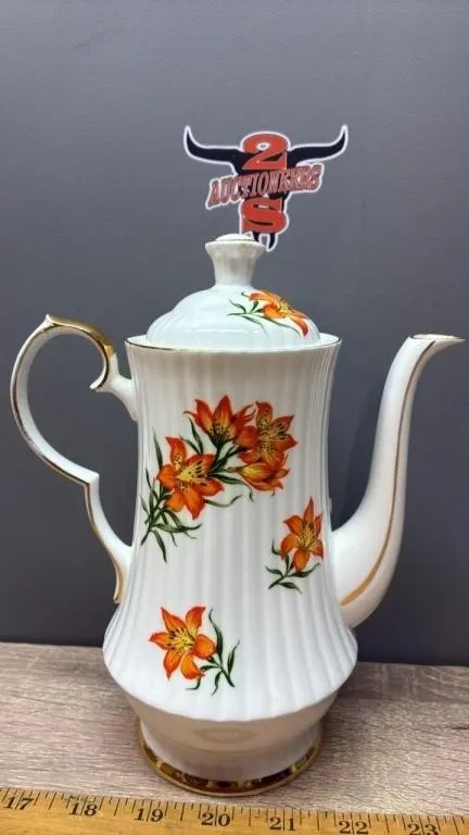 Royal Windsor Prairie Lily China Coffee Pot.