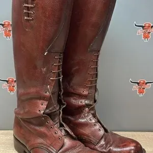1960’s RCMP Pebbled Leather High Boots. Size