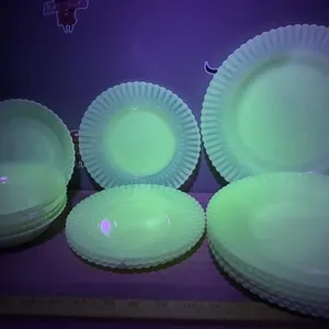 17 Pieces MacBeth-Evans Cremax Petalware Custard