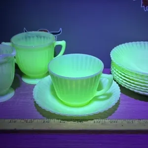 12 Pieces MacBeth-Evans Cremax Petalware Custard