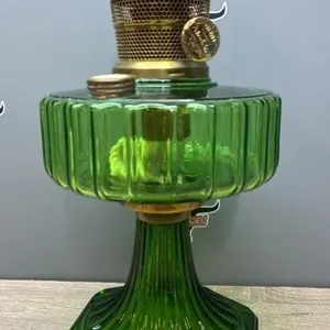 Aladdin Green Corinthian Kerosene Mantle Lamp.
