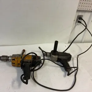 2 1/2� drills. Both work. No keys .