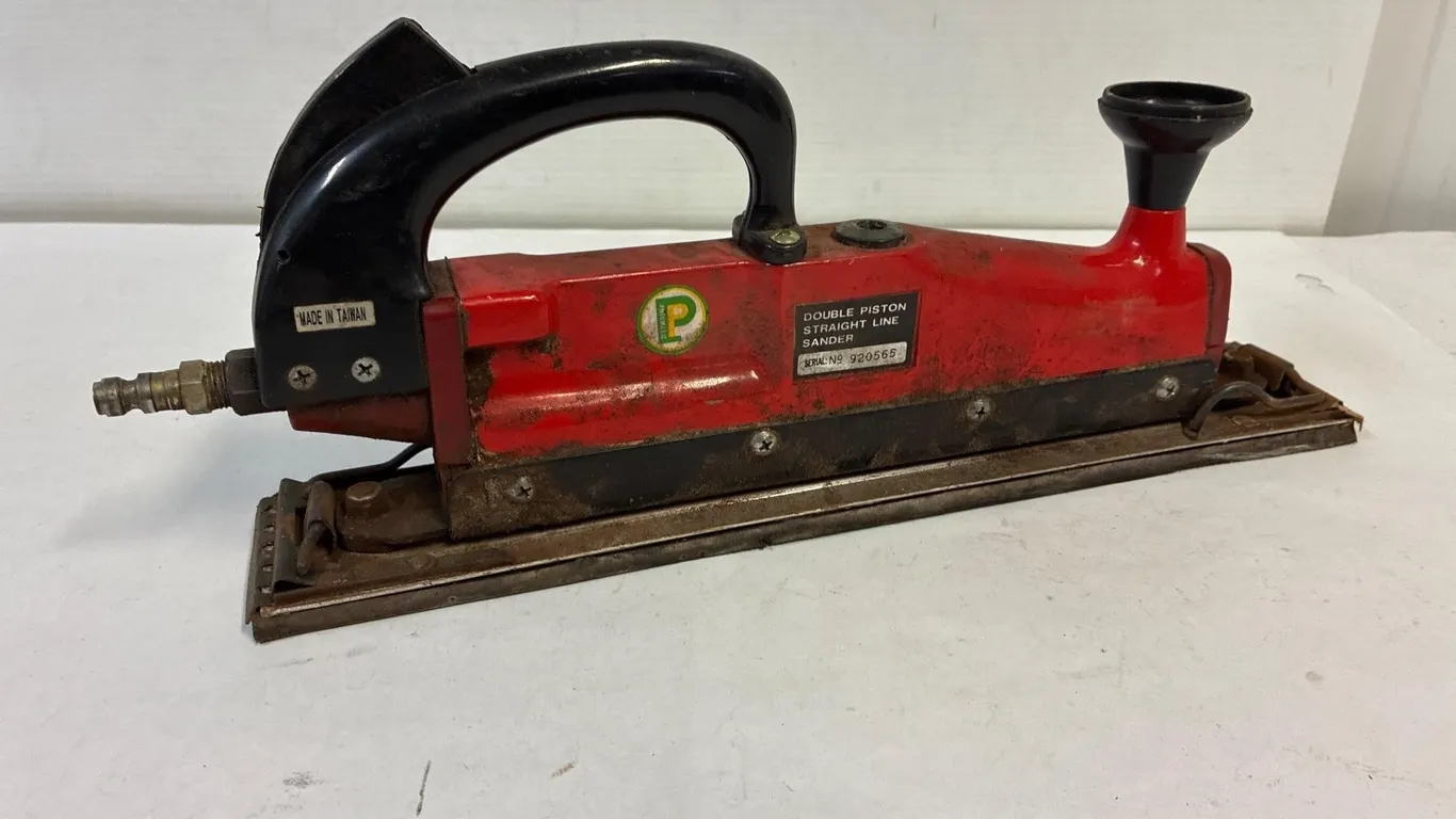 Double Piston air sander. Works.