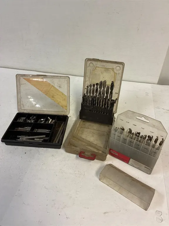 Jobmate bits and screwdriver bit kits