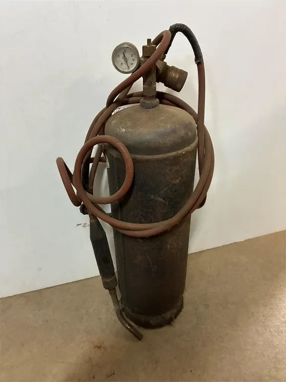 Customer Owned Acetylene tank with gauge & Torch