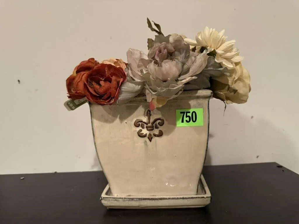 Flower pot, silk bouquets
