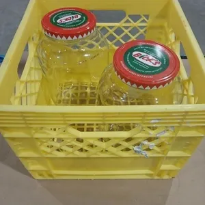 Crate w/ 2 Glass 4L Jars