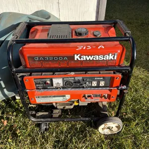 Kawasaki 3200 watt generator, WATCH VIDEO.  (GST 5% charged)
