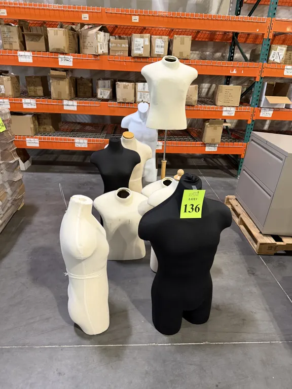 MANNEQUIN BUSTS