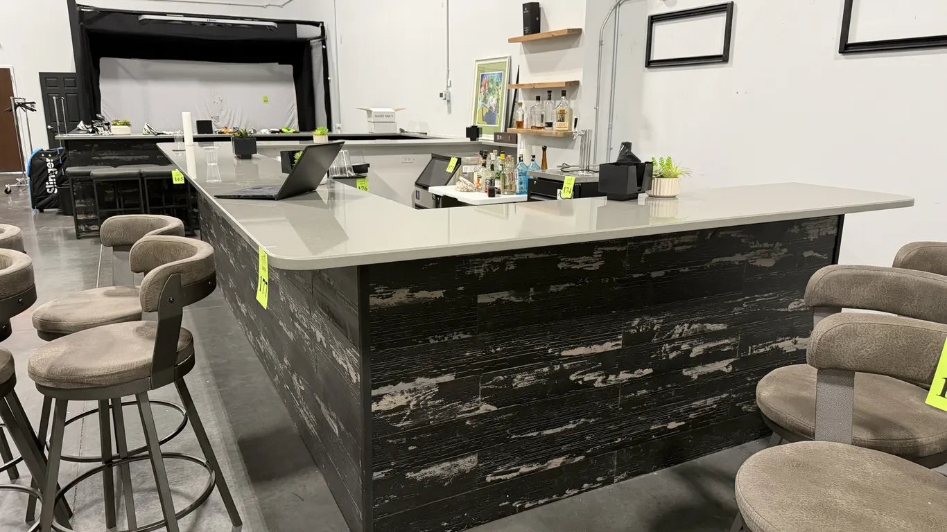 LARGE WRAP AROUND BAR