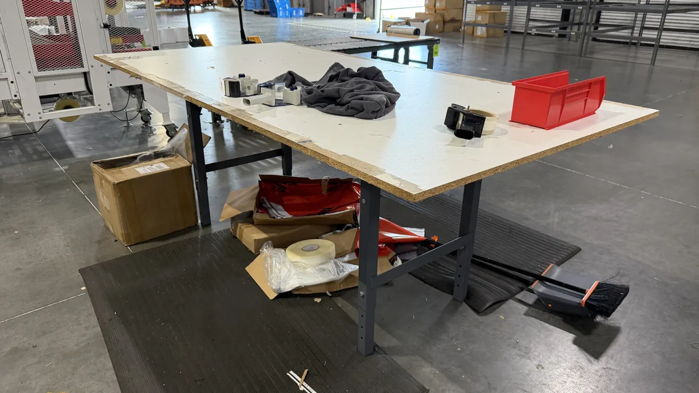 8' X 4' WOOD TABLE TOP WITH METAL FRAME