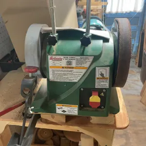 Grizzly 8” Wet Grinder