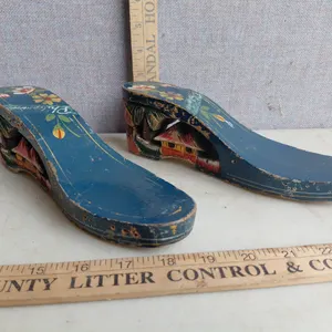 Vintage Philippines Hand Carved Hand Painted Wedge Clog Sandals