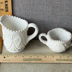 Vintage Kemple Milk Glass Mis-Matched Sugar & Creamer
