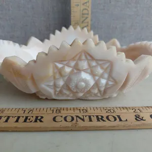 Vintage White/Pink Slag Glass Dish Starburst/Hobstar Pattern Believe To Be Kemple Or L.E. Smith