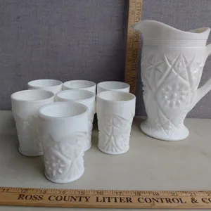 Vintage Kemple Glass Star Pattern Pitcher & 7 Glasses