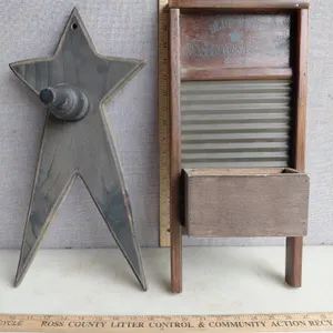 Olde Star Washboard Wall Decor (Reproduction) & Wood Star