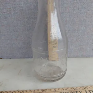 Vintage Andalusia Salem, O. 1 Qt. Glass Milk Bottle