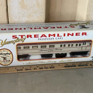 Vintage Yuengling Streamliner Passenger Cars In Box