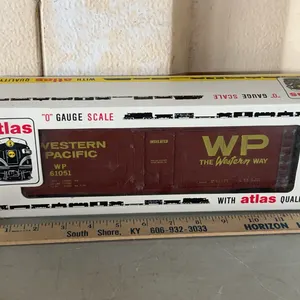 Vintage Atlas "O" Scale 40' Insulated Plug Door Train Car In Box
