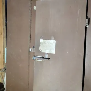 Walk-In Cooler (Built-In)