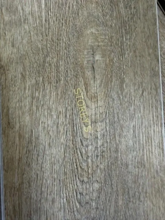 * Golden Choice Vinyl 4.5mm