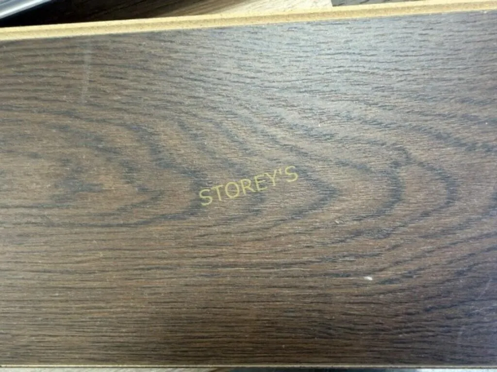Formica 10mm Laminate w/ Pad