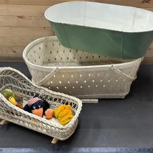 Vintage Baby/Doll Items. *NO SHIPPING
