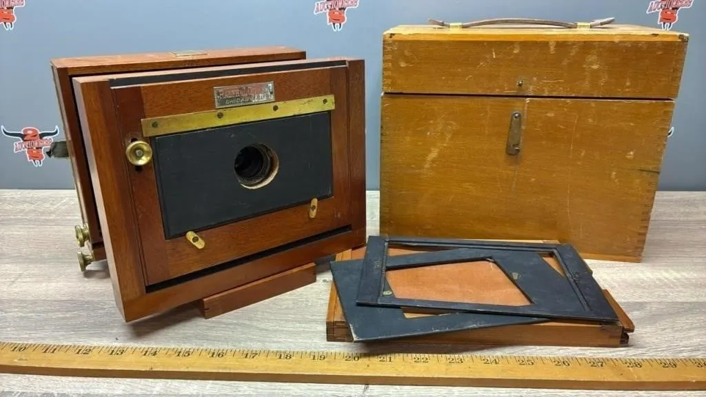 Antique Ralph Golsen Dry Plate Wooden Camera.