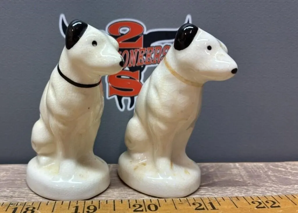 Nipper Salt & Pepper Shakers.