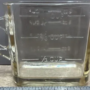 Vintage Glass Measuring Cup. *SC