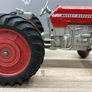 1:16 ERTL Massey-Ferguson 175 Diesel Tractor.