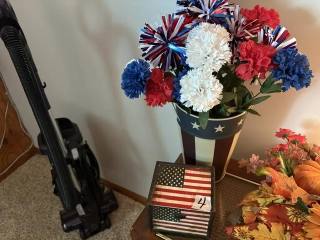 JULY 4 DECO