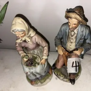 HOMCO OLD MAN & WOMAN