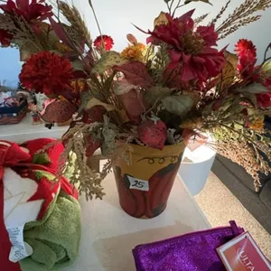FLOWER ARRANGEMENT