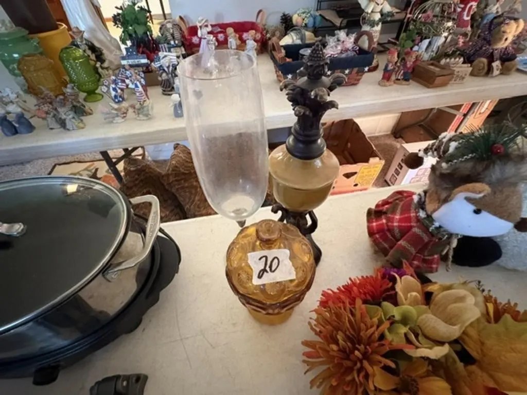 COIN GLASS JAR & MICS