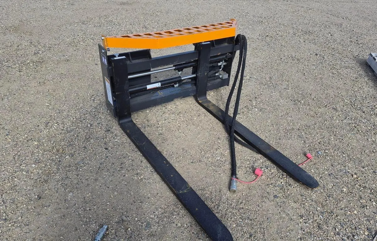 2026 LandHonor HPF-11-3000G Hydraulic Fork Frame
UNRESERVED