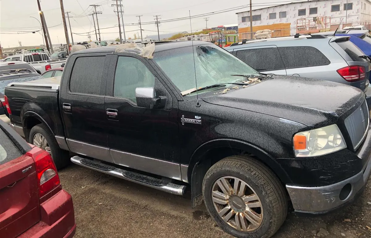 IMPOUND UNIT: 2006 Lincoln Mark LT 4x4 Crew Cab Pickup
UNRESERVED